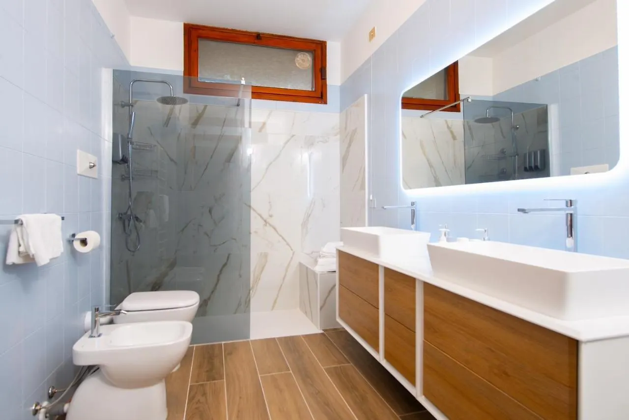 Casa Del Sole: Relax & Charme Nella Riviera Ligure Villa Camporosso  Camporosso (Liguria)