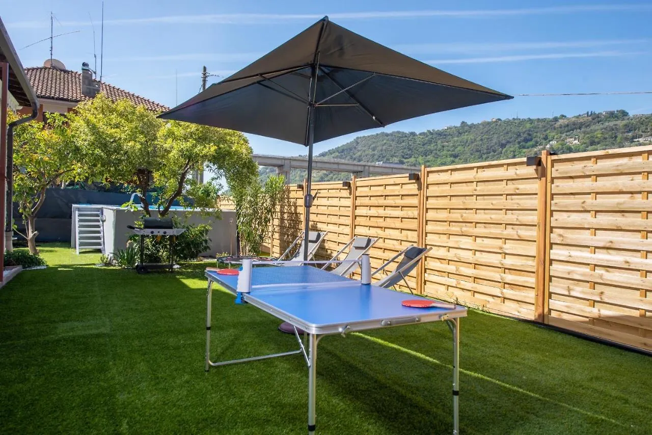 Vila Casa Del Sole: Relax & Charme Nella Riviera Ligure Camporosso